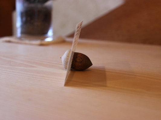 どんぐりカードスタンド